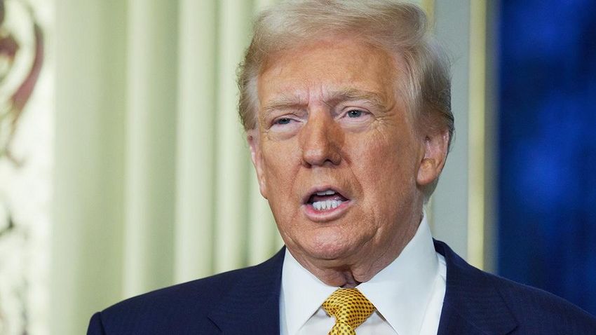 Tramp Pekini Çin bazarlarını Amerika malları üçün açmağa çağırıb