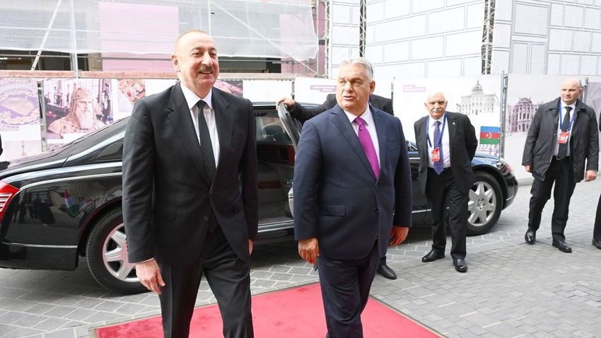 Budapeştdə Prezident İlham Əliyevin Orban ilə məhdud tərkibdə görüşü olub