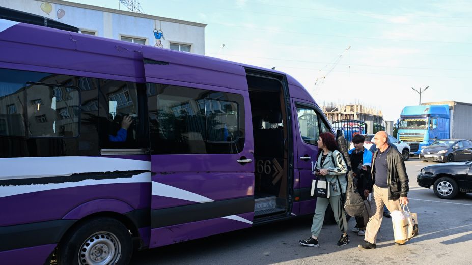 Ağdamın Kəngərli kəndinə növbəti köç karvanı yola salınıb