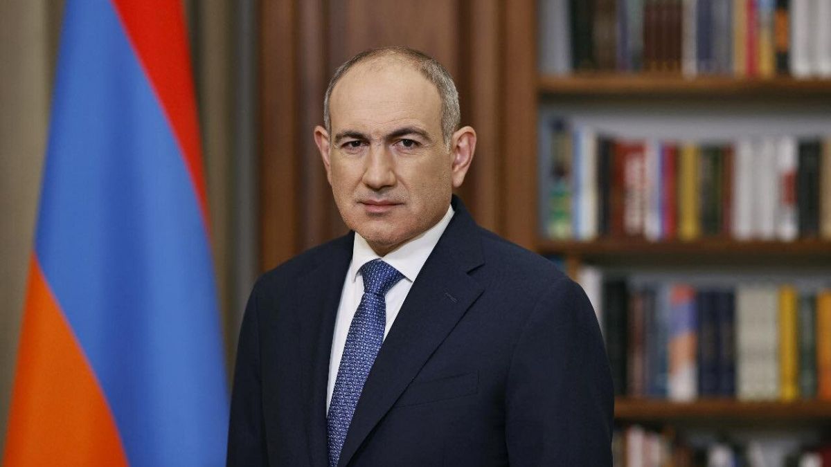 Paşinyan: II Qareginin subaylıq andını pozması məsələsi təcili aydınlaşdırılmalıdır