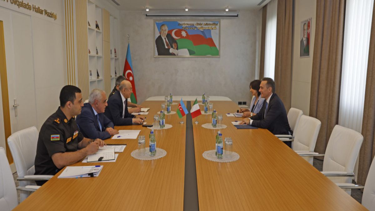 Kəmaləddin Heydərov İtaliya səfiri ilə görüşüb