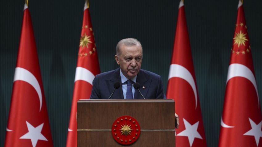 Ərdoğan: Türkiyə İsrailin İrana hücumlarının dayandırılması üçün əlindən gələni edir