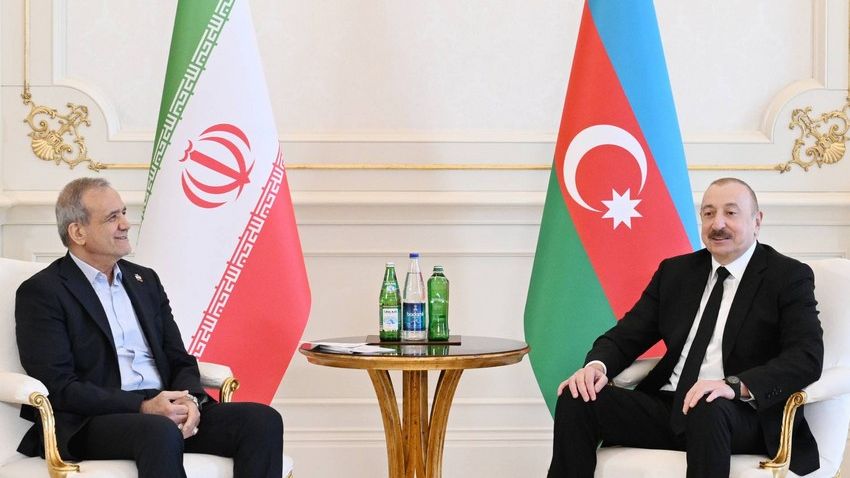 İlham Əliyev iranlı həmkarı ilə danışıb, regionda vəziyyətin gərginləşməsi ilə bağlı Azərbaycanın narahatlığını ifadə edib