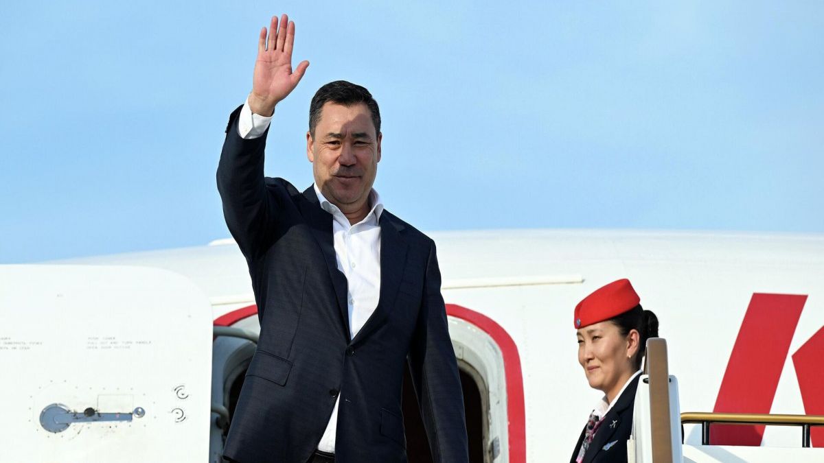 Qırğızıstan Prezidenti Azərbaycana səfərə yola düşüb