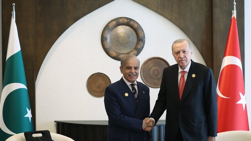 Ərdoğanla Şahbaz Şərif Xankəndidə görüşüb