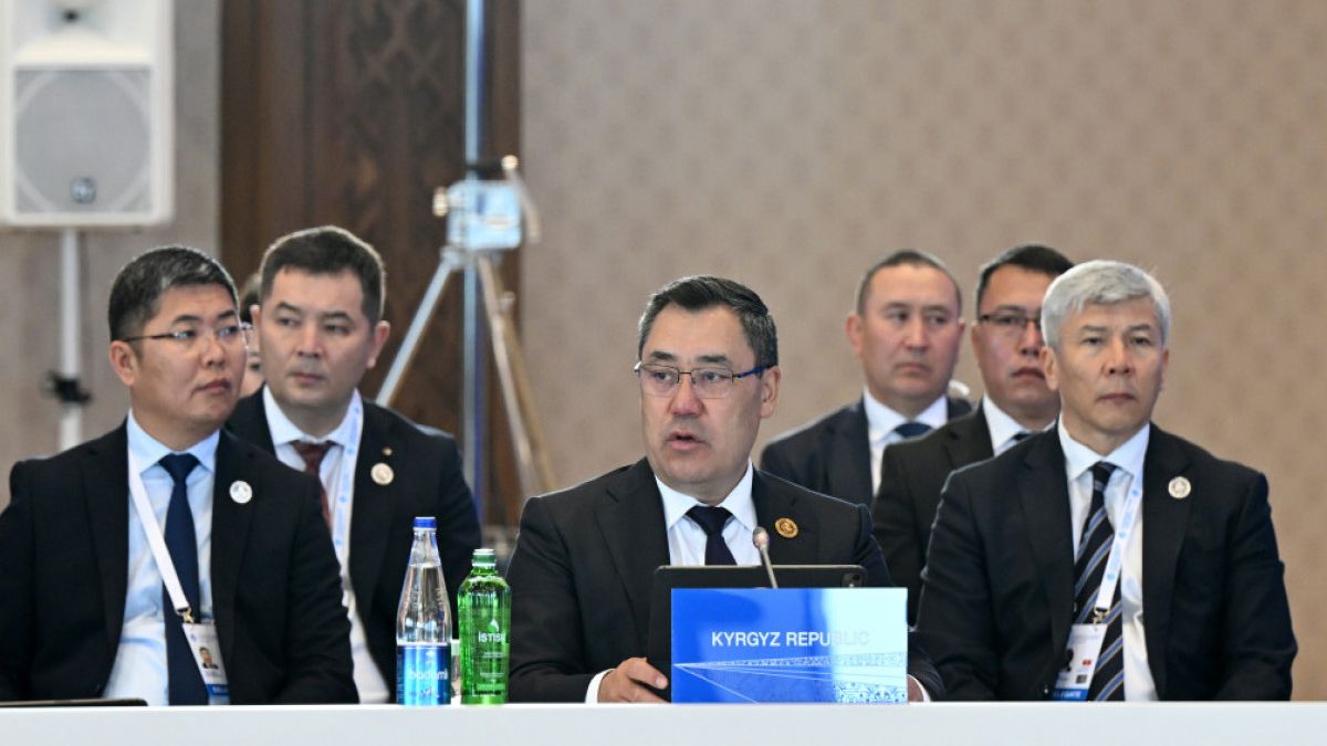 Qırğızıstan Prezidentinin Azərbaycana səfəri başa çatıb