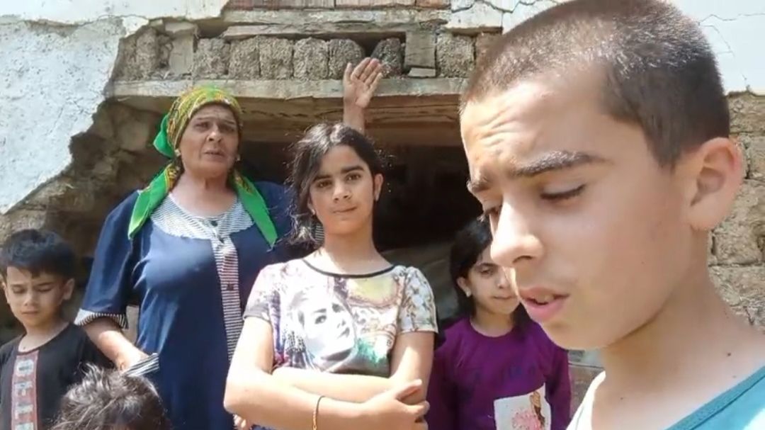 Lerikdə 5 uşaq anası fəryad etdi!